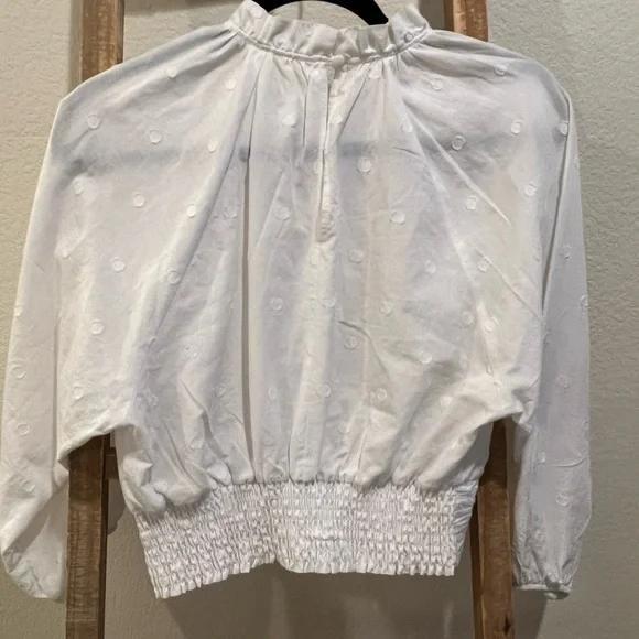 Anthropologie Maeve White Ruched 3/4 Sleeve Crop Blouse - Picture 2 of 3
